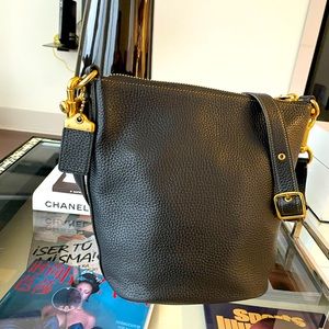 Duffle 20 Style #29259 New w/o dust bag